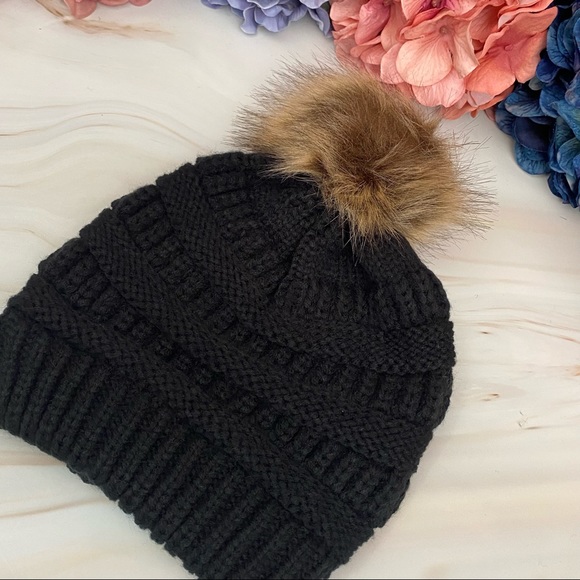 Black Knit Criss Cross Ponytail Pom Pom Beanie - Picture 7 of 15